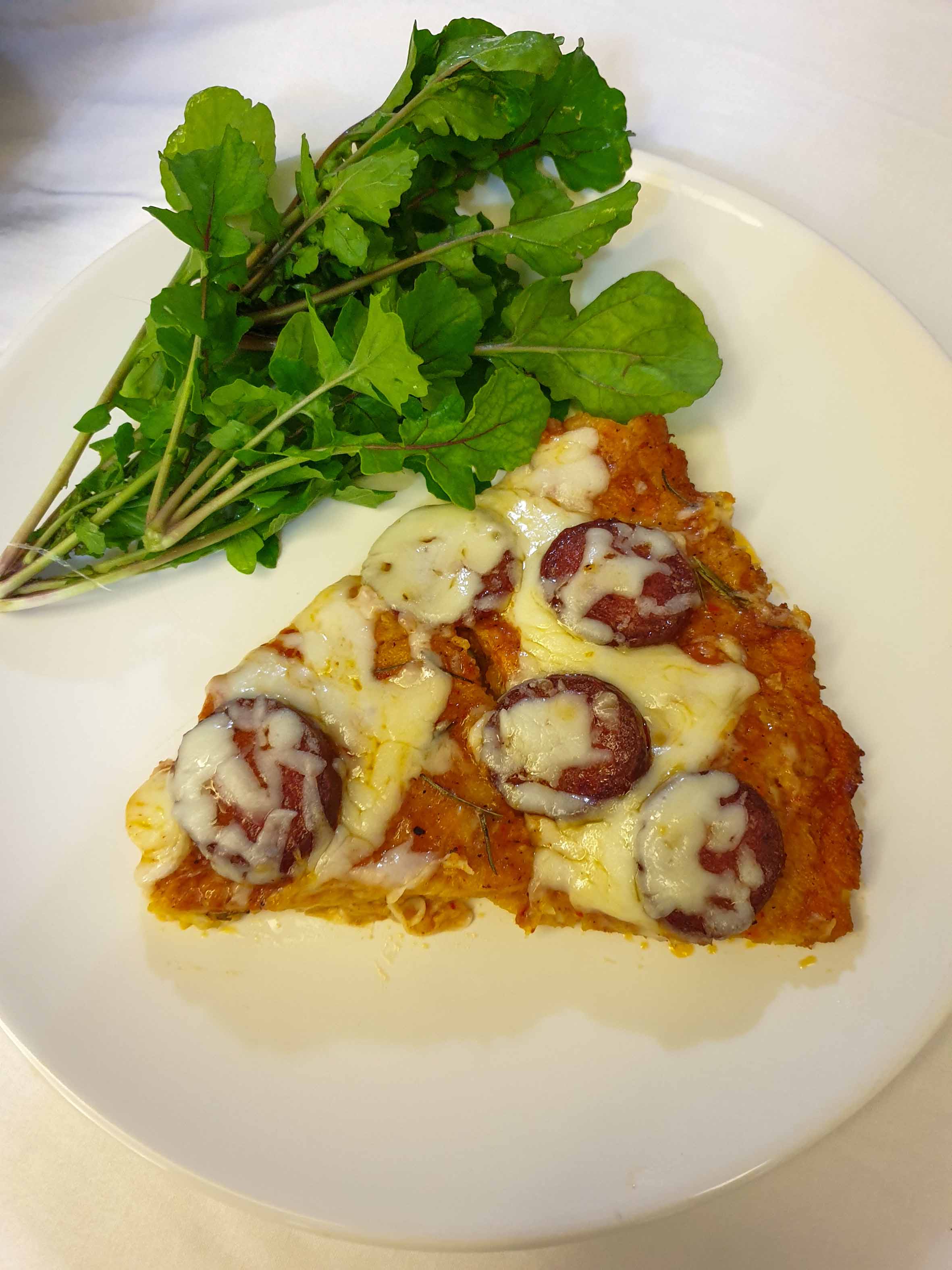 Karnabaharlı Havuçlu Pizza Tarifi Nasıl Hazırlanır?