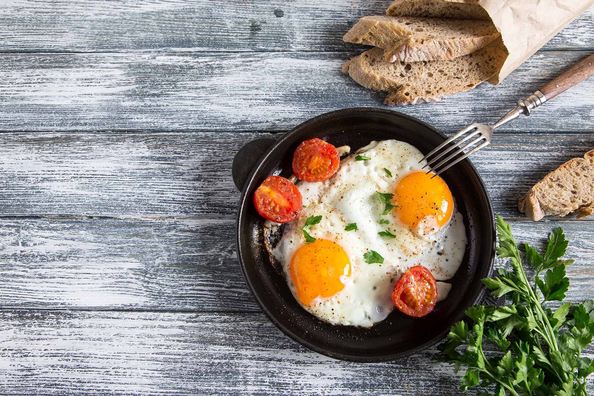 Yumurta: Faydaları, Kalorisi, Besin Değerleri